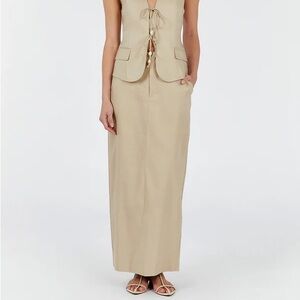 🏷️ DISSH Luca Maxi Skirt 🏷️